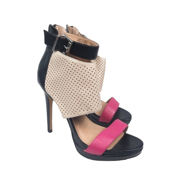 Juicy Couture Atarah Ice Perforated Strapped Stiletto Platform Pumps Size 8 Shoe - Picture 1 of 14